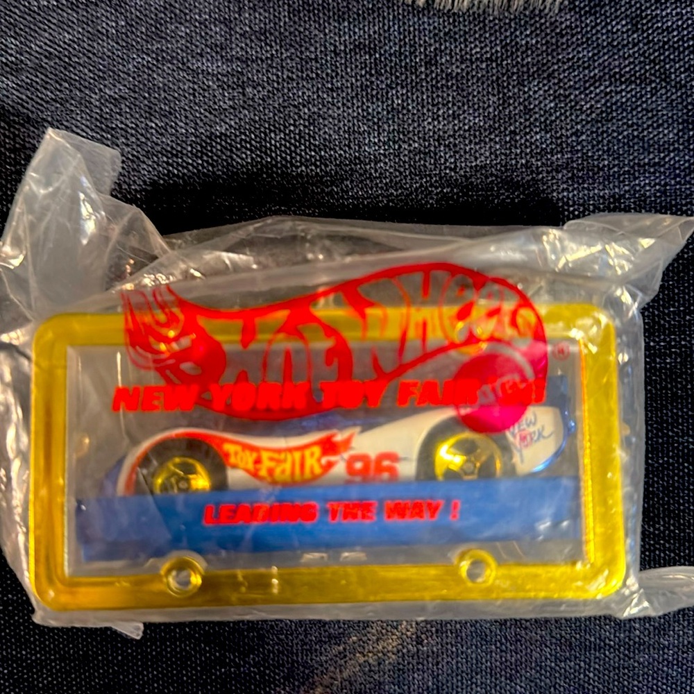 Hot wheels in case - collectable from toy fair 1996
